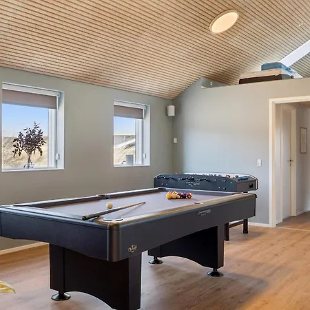 5 Star In Henne Henne Strand