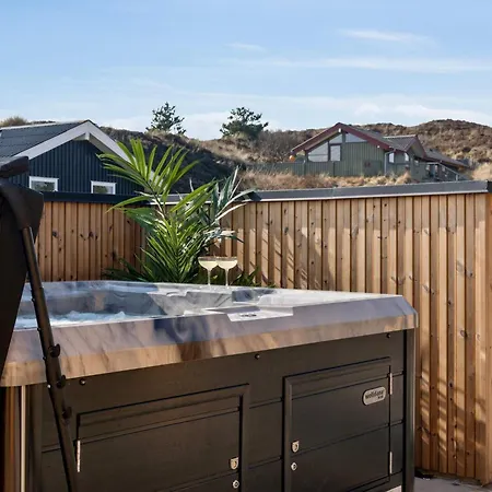 5 Star In Henne Сasa de vacaciones *